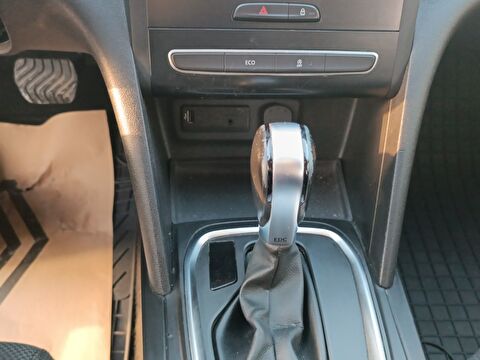 renault, megane, sedan 1.5 dcı joy edc, otomatik, dizel 2.el otomobil | renew 17