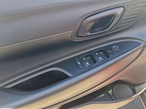 hyundai, bayon, suv 1.4 mpı jump otomatik, otomatik, benzin 2.el otomobil | renew 24