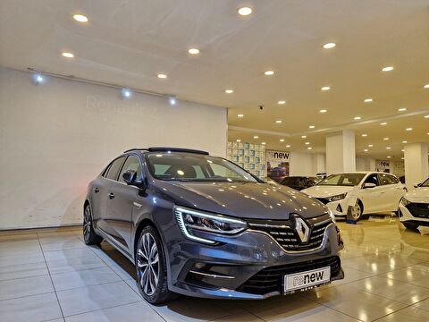 Sedan 1.5 Blue DCI Icon EDC, 2. el otomobil | renew