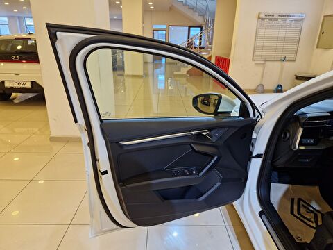 audi, a3, sedan 35 tfsı mhev advanced s-tronic, otomatik, mhev 2.el otomobil | renew 6