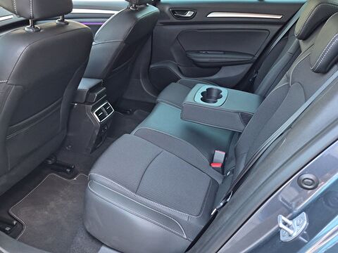 renault, megane, sedan 1.3 tce ıcon edc, otomatik, benzin 2.el otomobil | renew 14