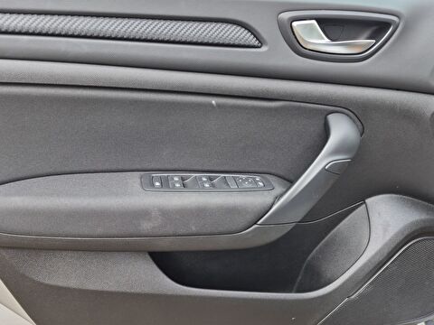 renault, megane, sedan 1.3 tce touch edc, otomatik, benzin 2.el otomobil | renew 23