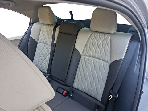 toyota, corolla, sedan 1.5 dream multidrive s, otomatik, benzin 2.el otomobil | renew 15