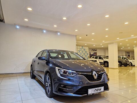 Sedan 1.3 TCe Touch EDC, 2. el otomobil | renew