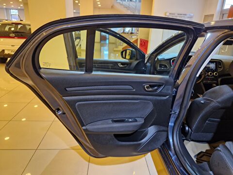 renault, megane, sedan 1.3 tce touch edc, otomatik, benzin 2.el otomobil | renew 12