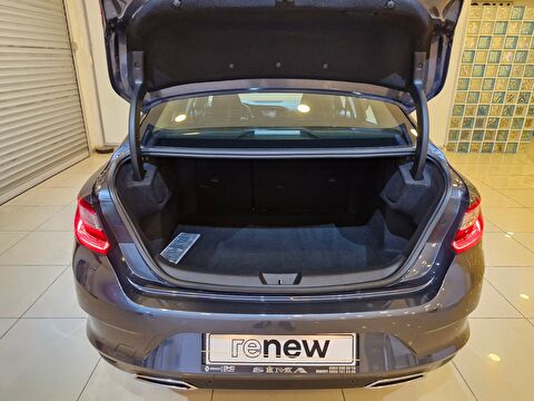 renault, megane, sedan 1.3 tce touch edc, otomatik, benzin 2.el otomobil | renew 30