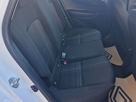 hyundai, i20, 1.4 mpı jump, otomatik, benzin 2.el otomobil | renew 13