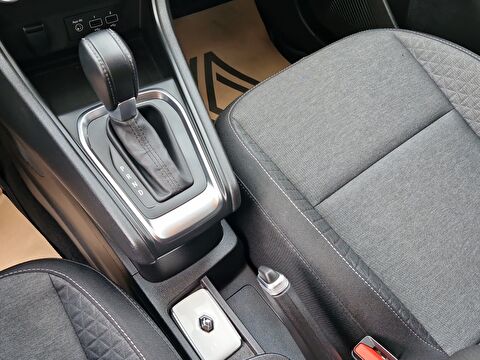 renault, captur, crossover 1.3 tce mhev touch plus edc, otomatik, mhev 2.el otomobil | renew 17