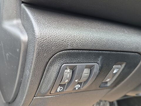 renault, megane, sedan 1.3 tce touch edc, otomatik, benzin 2.el otomobil | renew 17