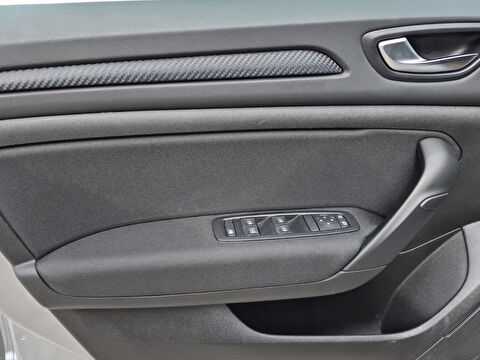 renault, megane, sedan 1.3 tce touch edc, otomatik, benzin 2.el otomobil | renew 26