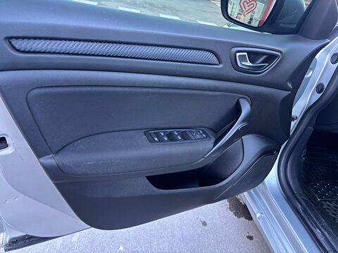 renault, megane, sedan 1.3 tce joy comfort edc, otomatik, benzin 2.el otomobil | renew 15