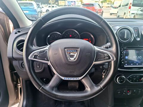 dacia, sandero, hatchback 0.9 tce stepway style easy-r, otomatik, benzin 2.el otomobil | renew 20