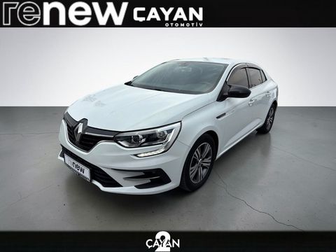 Sedan 1.5 BluedCi Touch EDC, 2. el otomobil | renew