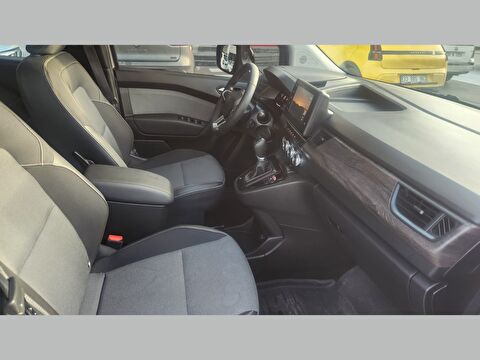 renault, kangoo multix, combi 1.5 blue dcı ıconic edc, otomatik, dizel 2.el otomobil | renew 10