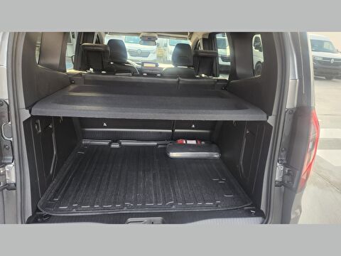 renault, kangoo multix, combi 1.5 blue dcı ıconic edc, otomatik, dizel 2.el otomobil | renew 15