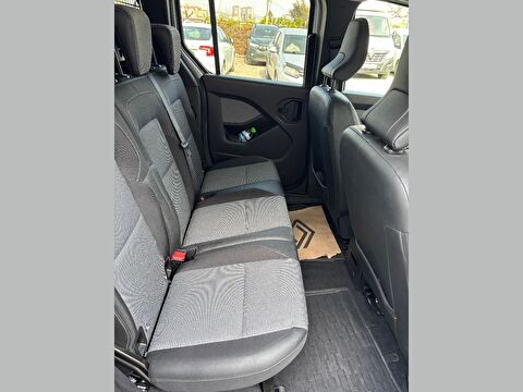 renault, kangoo multix, 1.5 bluedci ıconic, otomatik, dizel 2.el otomobil | renew 22