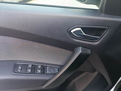 renault, kangoo multix, combi 1.3 tce ıconic edc, otomatik, benzin 2.el otomobil | renew 18