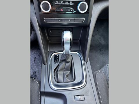 renault, megane, sedan 1.3 tce joy comfort edc, otomatik, benzin 2.el otomobil | renew 14