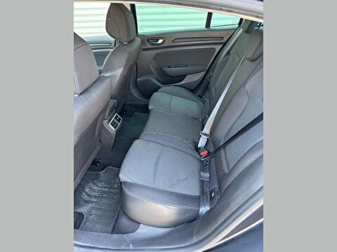 renault, megane, sedan 1.3 tce joy comfort edc, otomatik, benzin 2.el otomobil | renew 17