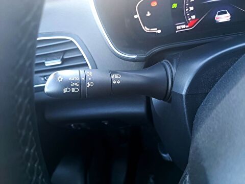 renault, megane, sedan 1.3 tce touch edc, otomatik, benzin 2.el otomobil | renew 19