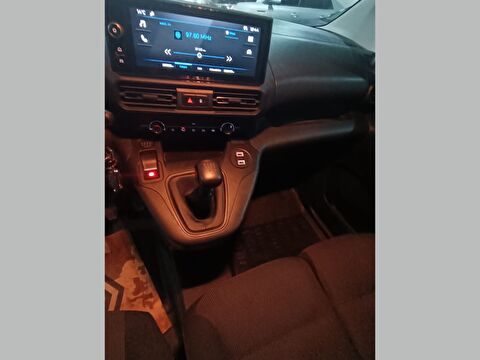 peugeot, partner, 1.5 bluehdı s&s comfort uzun, manuel, dizel 2.el otomobil | renew 17