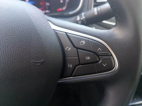 renault, megane, sedan 1.3 tce touch edc, otomatik, benzin 2.el otomobil | renew 26