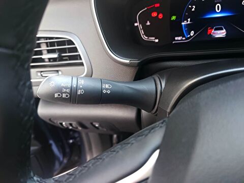 renault, megane, sedan 1.3 tce touch edc, otomatik, benzin 2.el otomobil | renew 17
