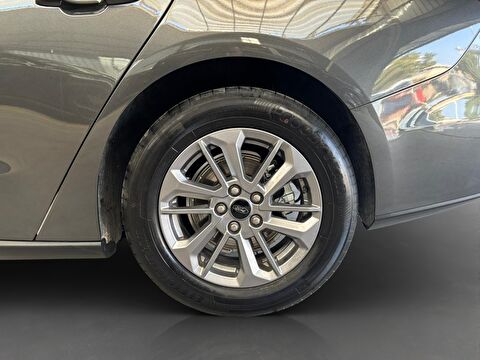 ford, focus, sedan 1.5 tdcı ecoblue yeni titanium stil otomatik, otomatik, dizel 2.el otomobil | renew 7