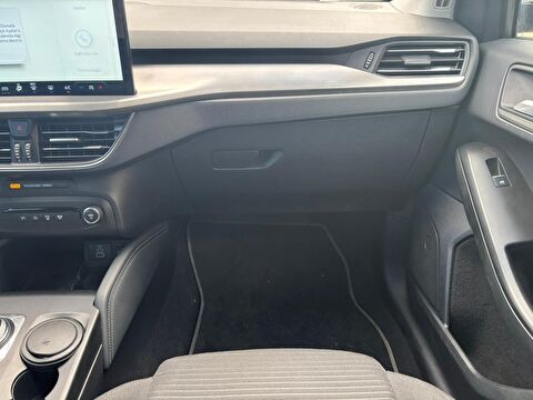 ford, focus, sedan 1.5 tdcı ecoblue titanium otomatik, otomatik, dizel 2.el otomobil | renew 25