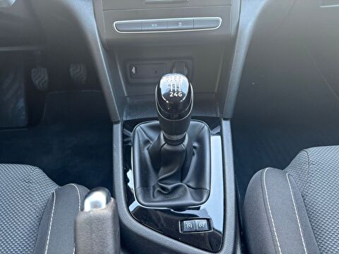 renault, megane, sedan 1.3 tce joy, manuel, benzin 2.el otomobil | renew 17