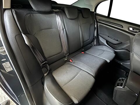 renault, megane, sedan 1.3 tce touch edc, otomatik, benzin 2.el otomobil | renew 14