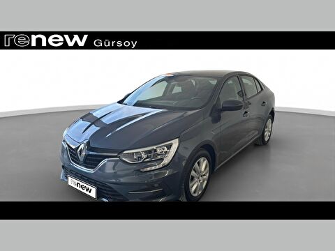 Sedan 1.3 TCe Touch EDC, 2. el otomobil | renew