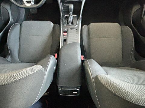 renault, megane, sedan 1.3 tce touch edc, otomatik, benzin 2.el otomobil | renew 19