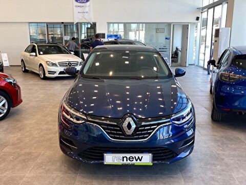 Renault, Megane, Sedan 1.3 TCe Icon EDC, Otomatik, Benzin 2. el otomobil | renew Mobile