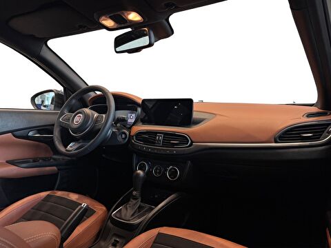 Fiat, Egea, Sedan 1.6 MultiJet Limited GSR DCT, Otomatik, Dizel 2. el otomobil | renew Mobile