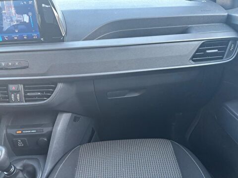 ford, tourneo courier, kombi 1.5 ecoblue trend, manuel, dizel 2.el otomobil | renew 25