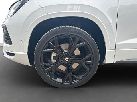 seat, ateca, suv 1.5 ecotsı act fr dark edition dsg, otomatik, benzin 2.el otomobil | renew 8