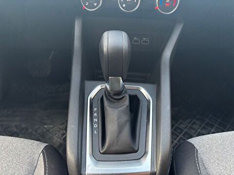 renault, clio, hatchback 1.0 tce evolution x-tronic, otomatik, benzin 2.el otomobil | renew 17