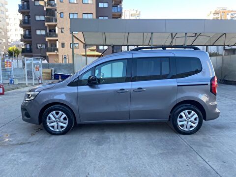 renault, kangoo multix, combi 1.3 tce ıconic edc, otomatik, benzin 2.el otomobil | renew 8