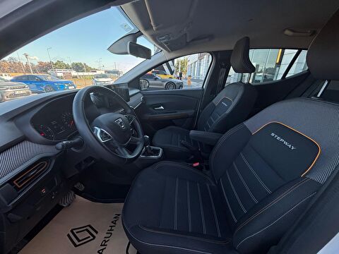 dacia, sandero, hatchback 1.0 tce stepway prestige x-tronic, otomatik, benzin 2.el otomobil | renew 17
