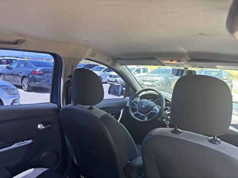 dacia, sandero, hatchback 0.9 tce stepway, manuel, benzin 2.el otomobil | renew 11