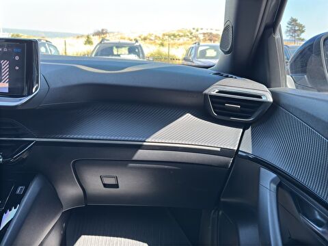 peugeot, e-2008, allure 100kw, otomatik, elektrik 2.el otomobil | renew 6