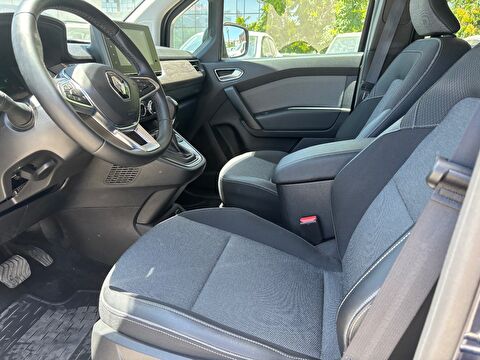 renault, kangoo multix, combi 1.3 tce ıconic edc, otomatik, benzin 2.el otomobil | renew 11