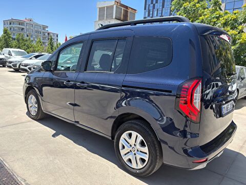 renault, kangoo multix, combi 1.3 tce ıconic edc, otomatik, benzin 2.el otomobil | renew 8