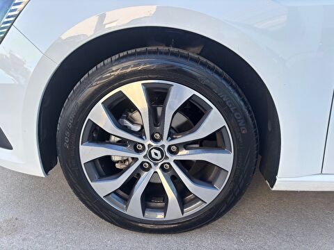 renault, megane, sedan 1.3 tce ıcon edc, otomatik, benzin 2.el otomobil | renew 19