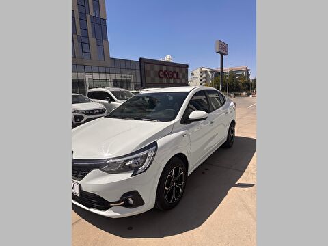 Renault, Taliant, Sedan 1.0 TCE Joy X-Tronic, Otomatik, Benzin 2. el otomobil | renew Mobile