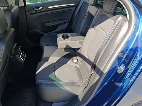 renault, megane, sedan 1.5 bluedci ıcon edc, otomatik, dizel 2.el otomobil | renew 30