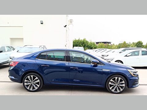 renault, megane, sedan 1.5 bluedci ıcon edc, otomatik, dizel 2.el otomobil | renew 8