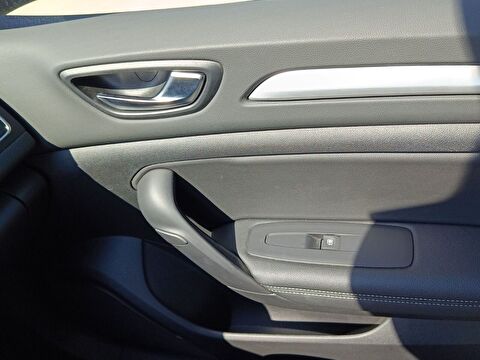 renault, megane, sedan 1.5 bluedci ıcon edc, otomatik, dizel 2.el otomobil | renew 33