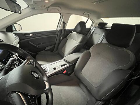 renault, megane, sedan 1.3 tce touch edc, otomatik, benzin 2.el otomobil | renew 19